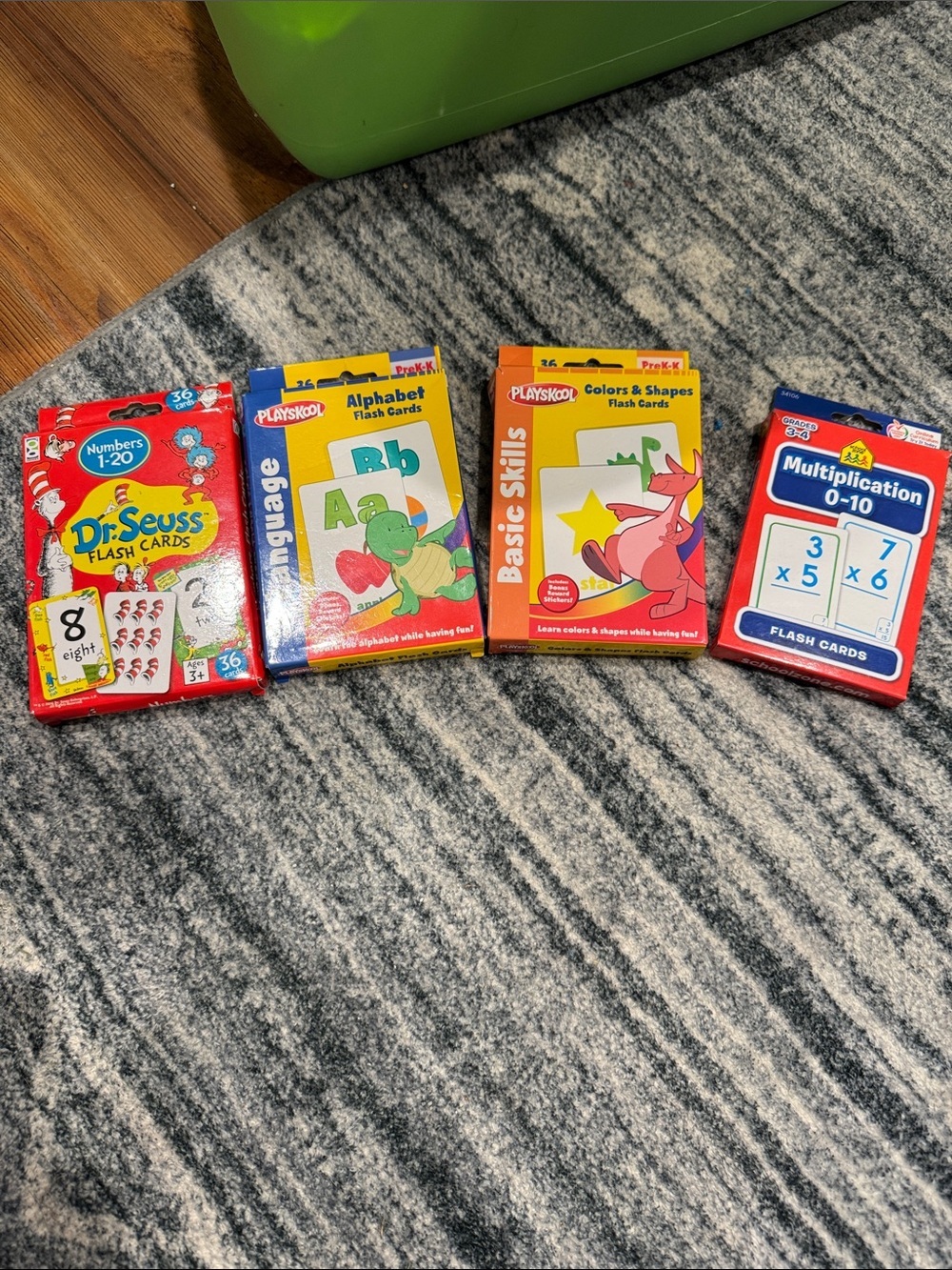 Yellow & Red Basic Skills Flash Cards - Colors & Shapes